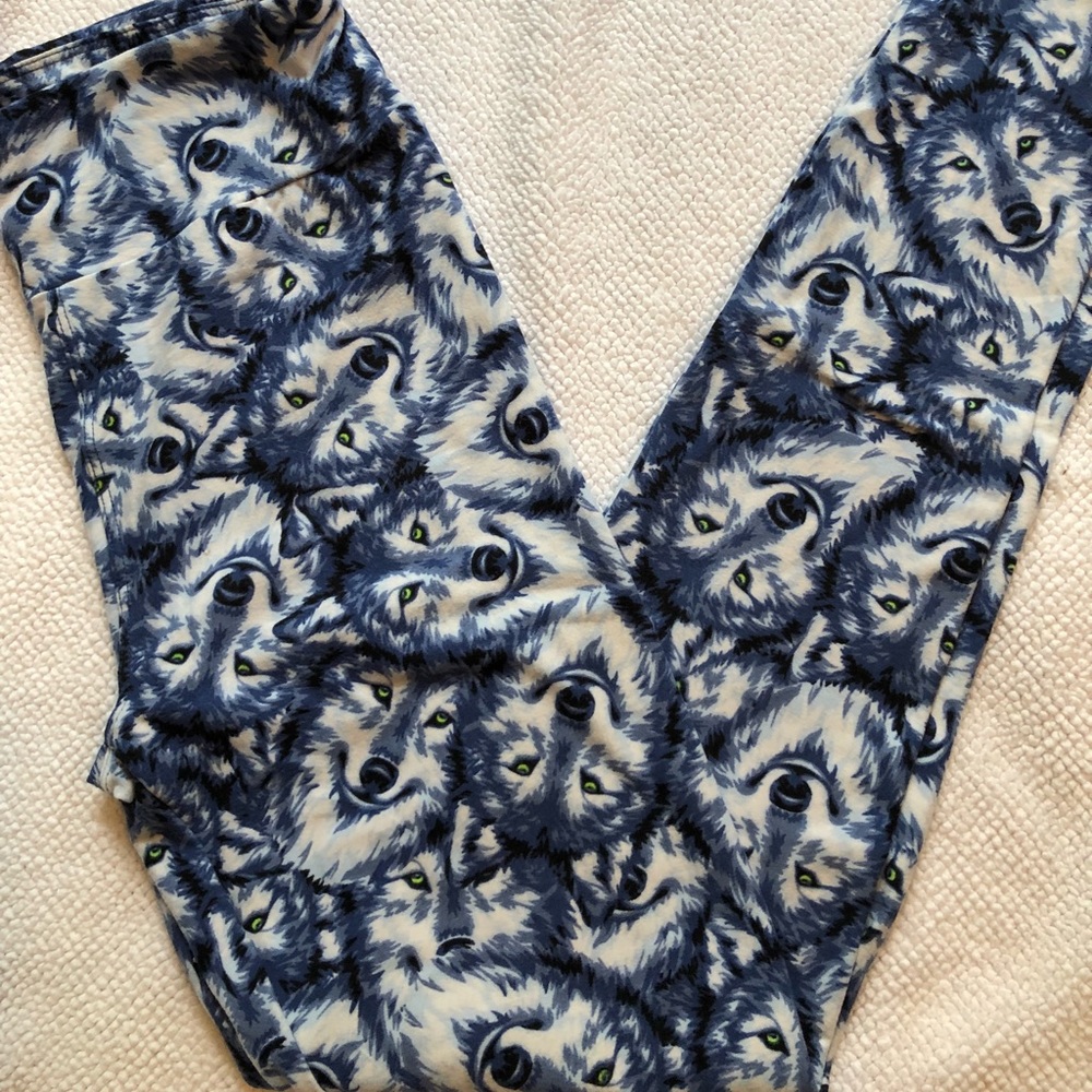 OS LuLaRoe Leggings Wolves